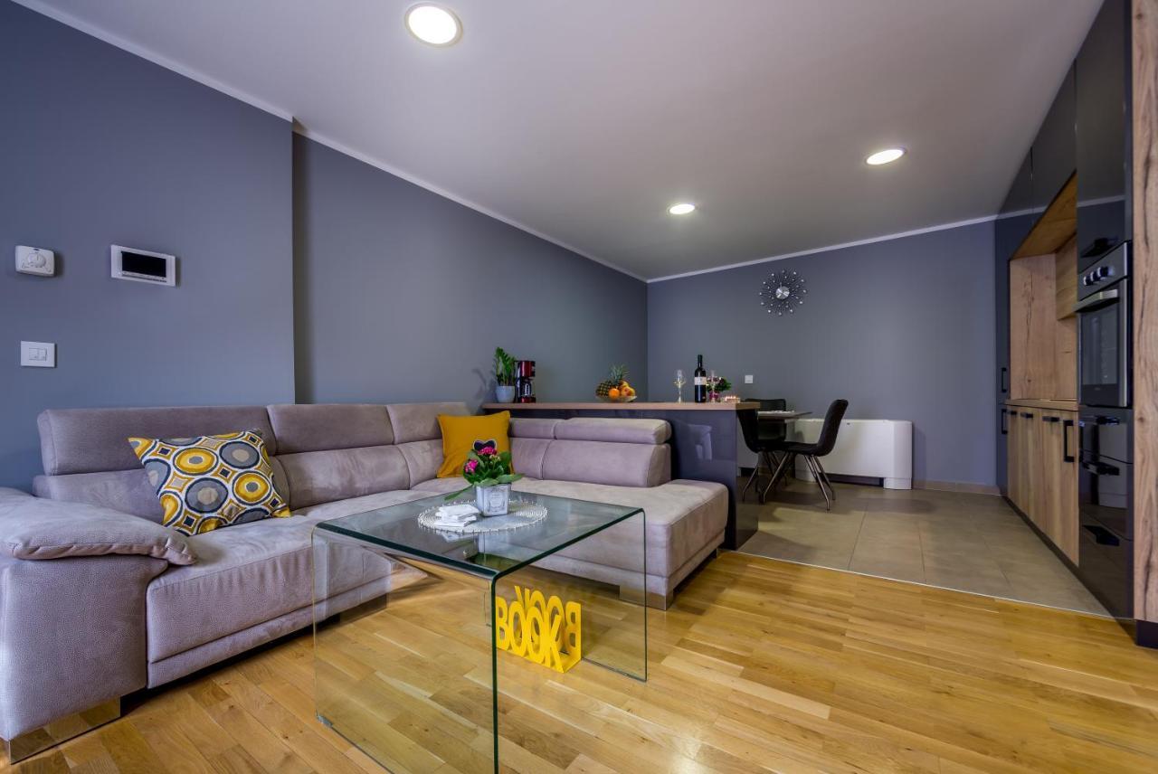Elena Apartment Rijeka Exterior photo